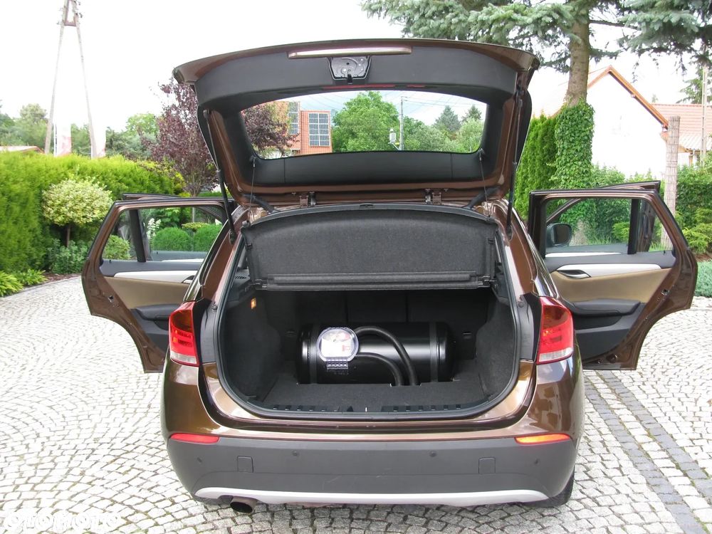 BMW X1 - 13