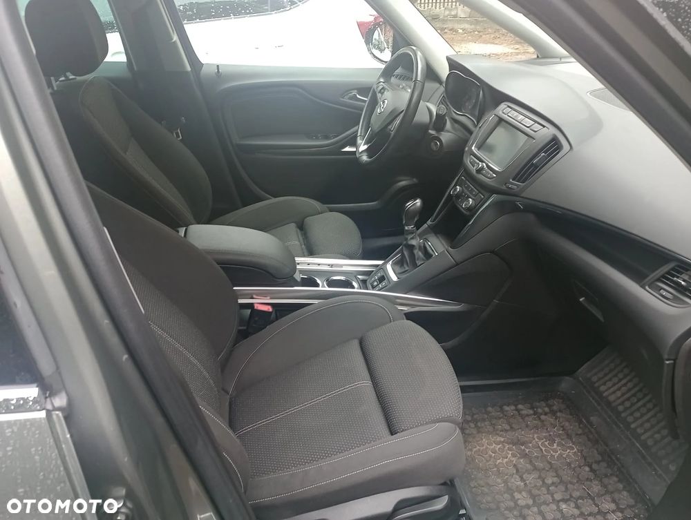 Opel Zafira 2.0 D (CDTI ecoFLEX) Start/Stop ON - 7