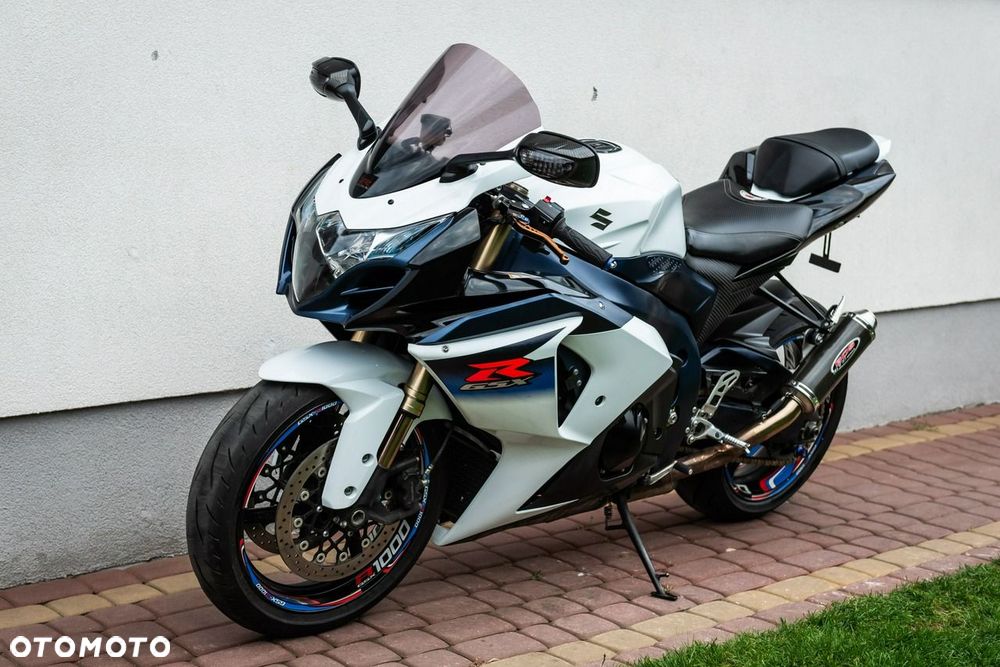 Suzuki GSX-R - 6