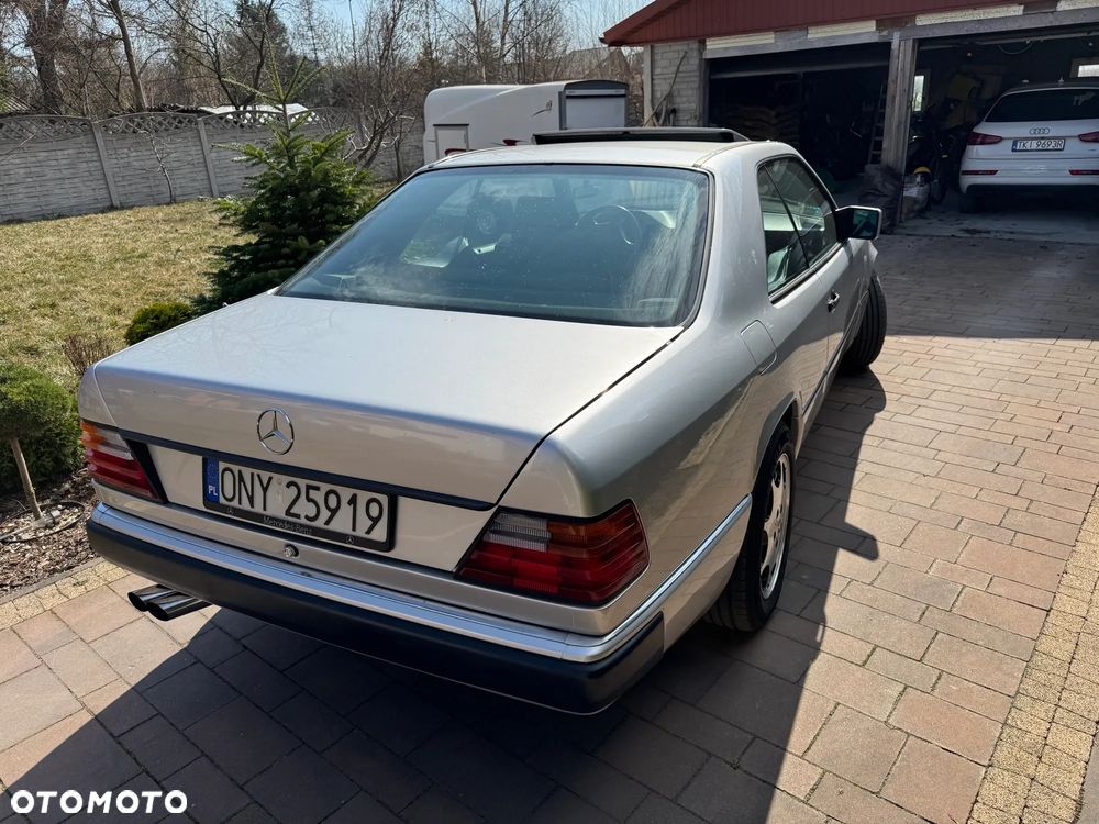 Mercedes-Benz W124 (1984-1993) - 6