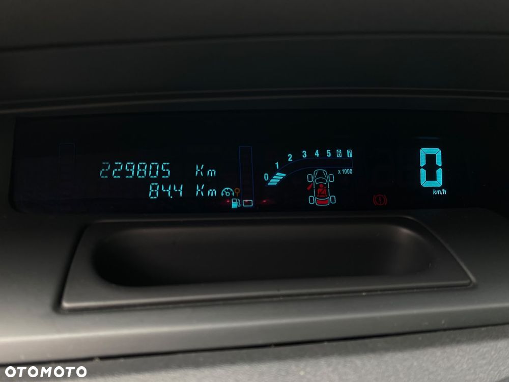 Renault Scenic 2.0 16V Expression - 19