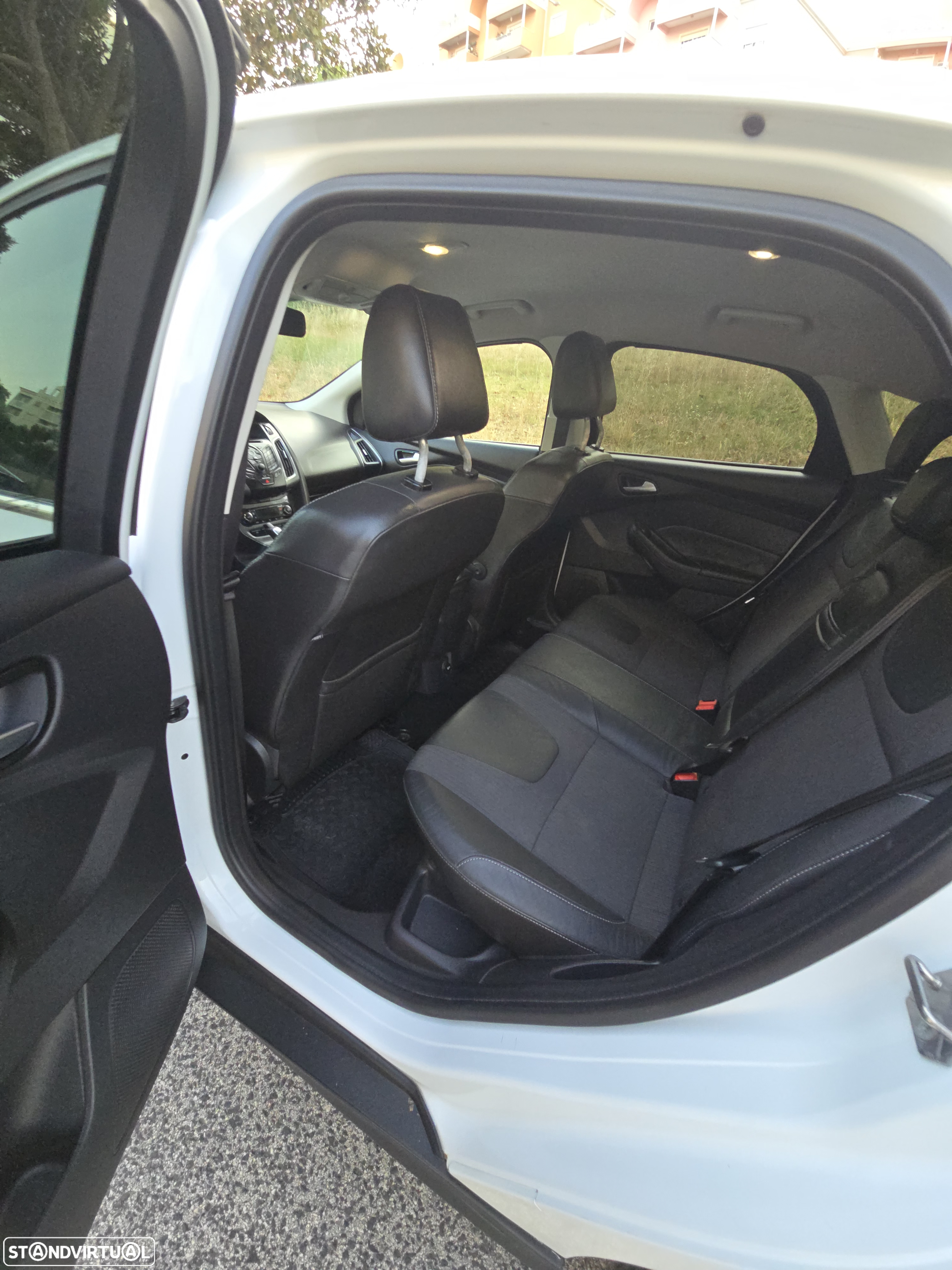 Ford Focus 1.6 TDCi Titanium - 24