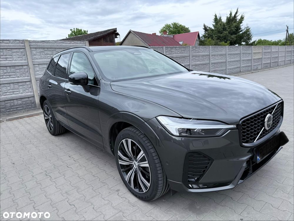 Volvo XC 60 B4 D Plus Dark - 8