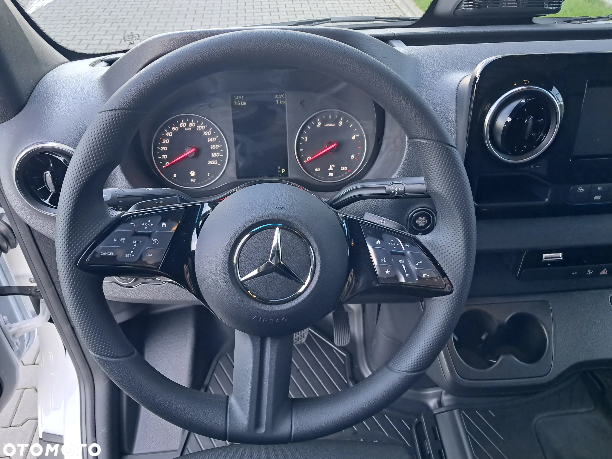 Mercedes-Benz Sprinter 317 CDI Furgon PRO długi 4325 mm L3H2 - 20
