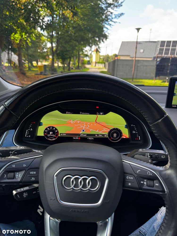 Audi Q7 - 7