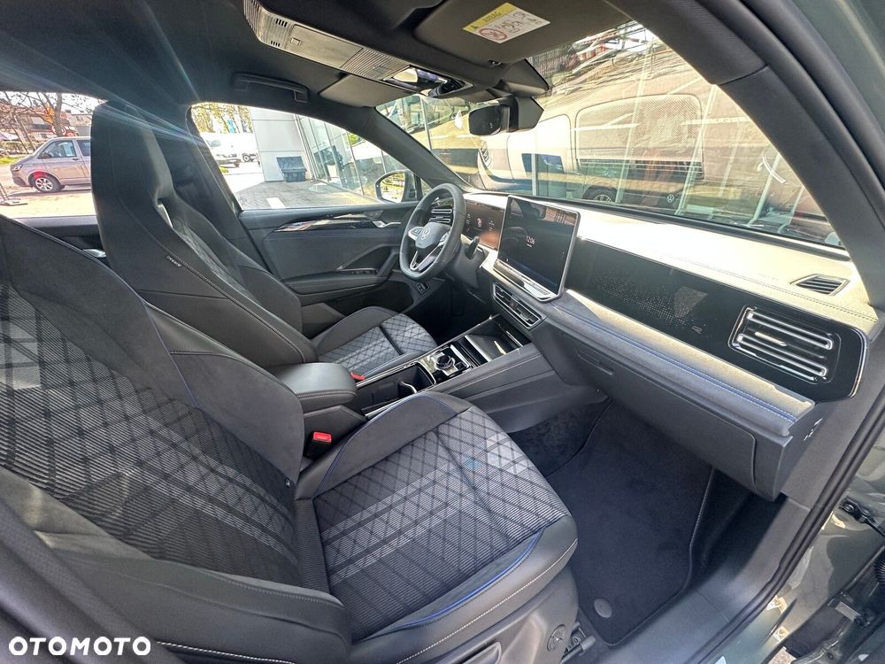 Volkswagen Tiguan - 15