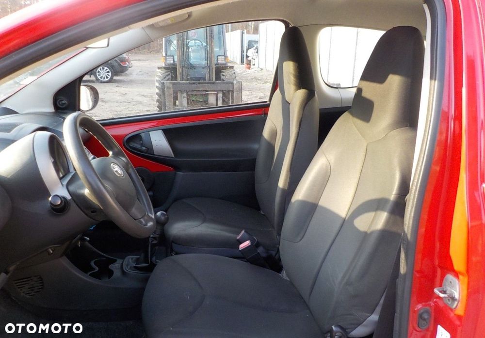 Toyota Aygo - 18