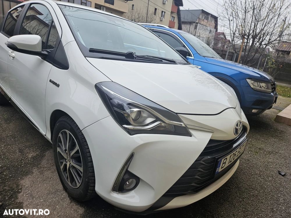Toyota Yaris 1.5 VVT-i HSD Y20 Collection - 1