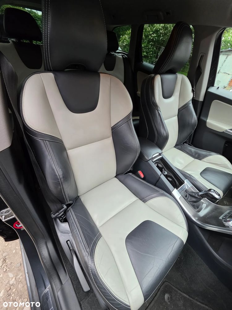 Volvo XC 60 D4 Drive-E Momentum - 8