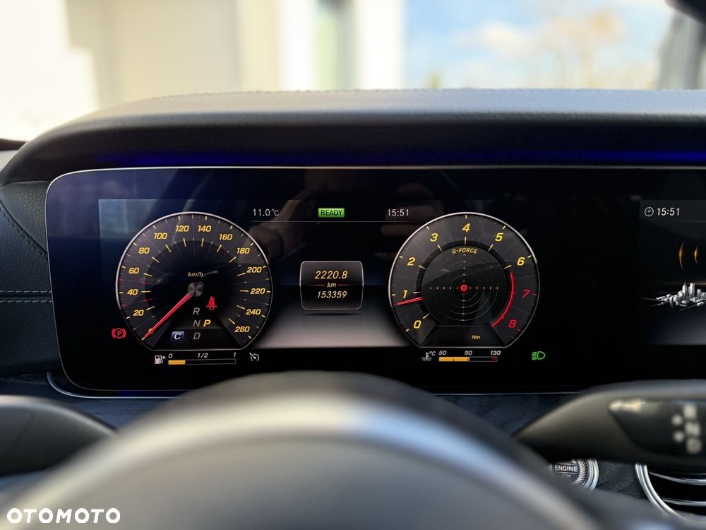 Mercedes-Benz Klasa E 300 AMG - 19