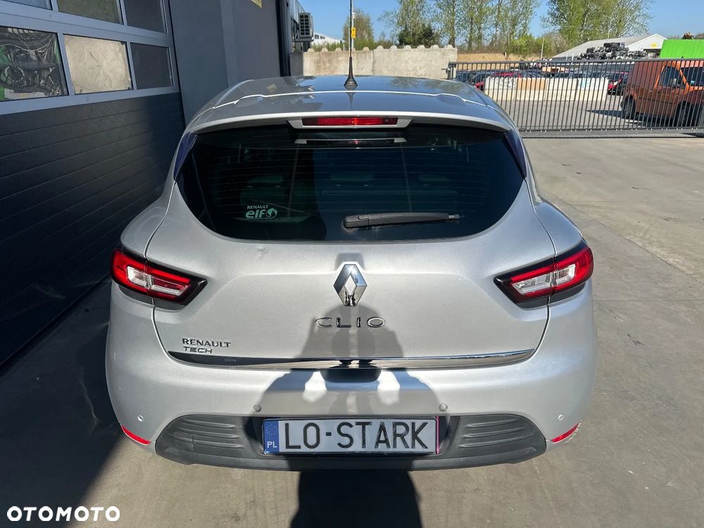 Renault Clio - 2