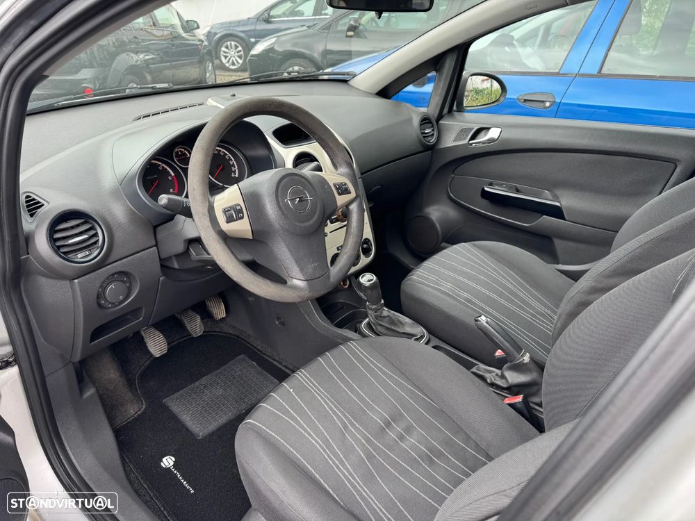 Opel Corsa 1.3 CDTI Enjoy EcoFLEX - 14