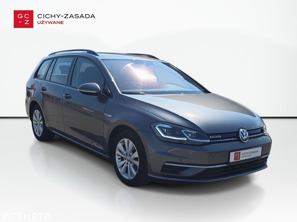 Volkswagen Golf - 8