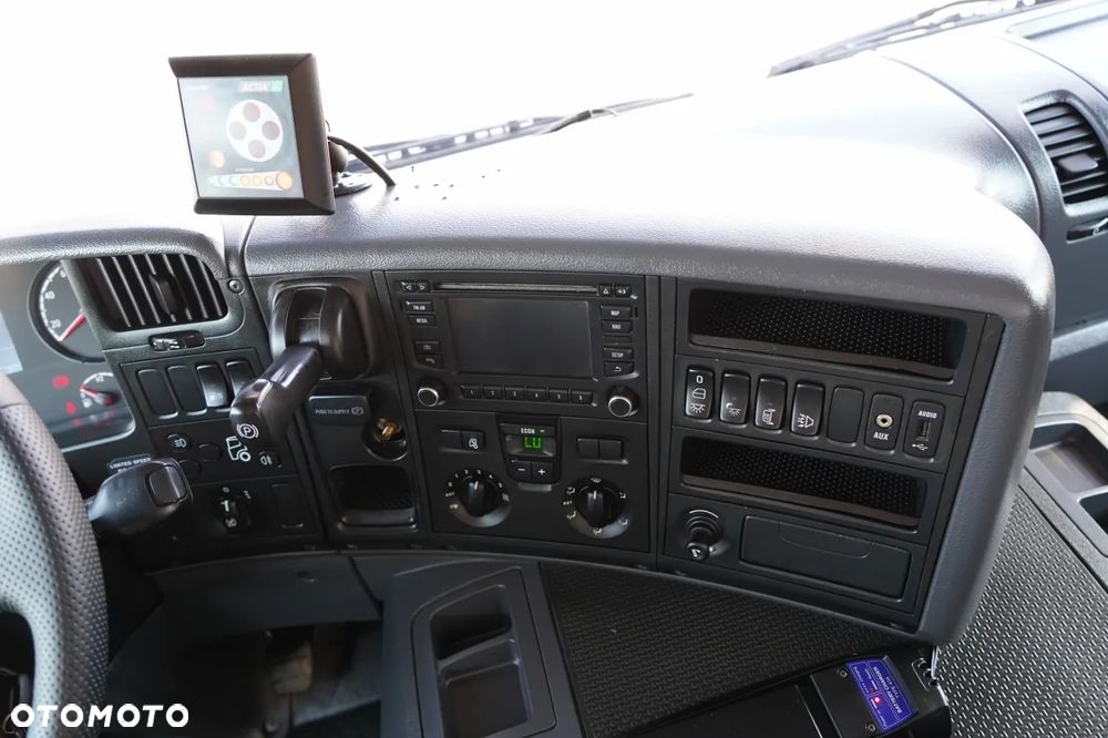 Scania P 280 / 4X2 / SIŁOWNIK DO WYWROTU / + HDS HMF 635 / UDŹWIG 1 500 KG / MAX WYSÓW 7 M / STEROWANIE RADIOWE / EURO 6 - 34