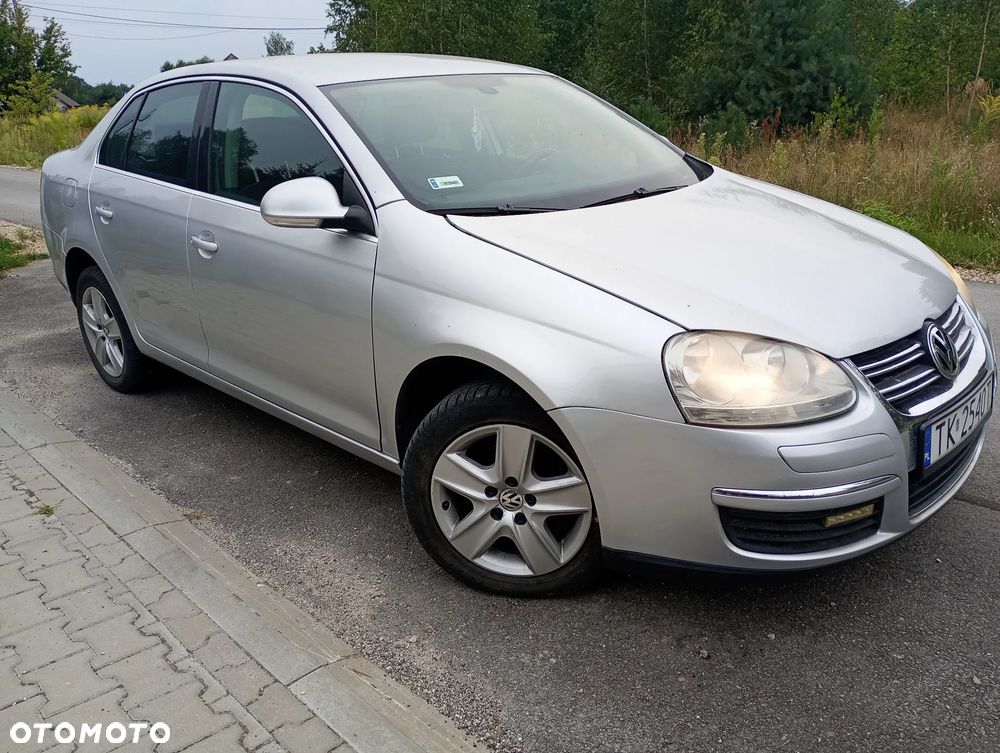 Volkswagen Jetta 1.9 TDI Comfortline - 8