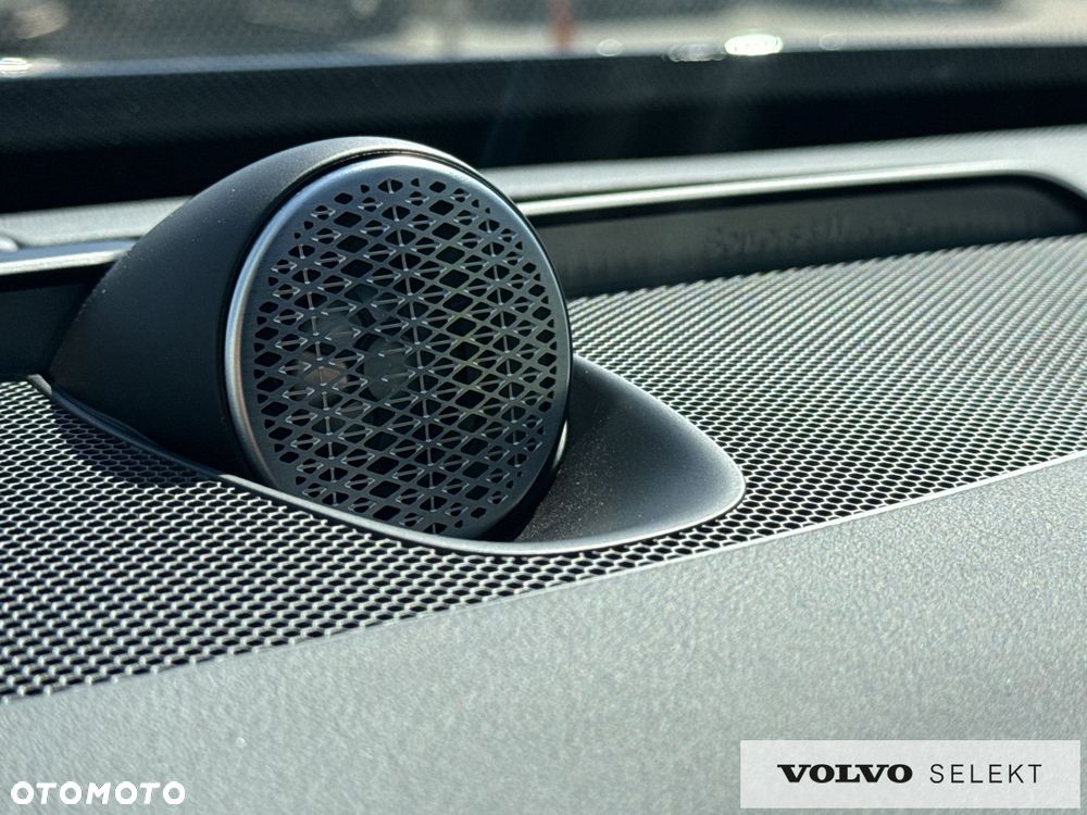Volvo XC 90 - 25