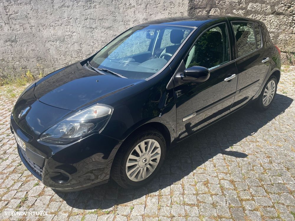 Renault Clio - 1