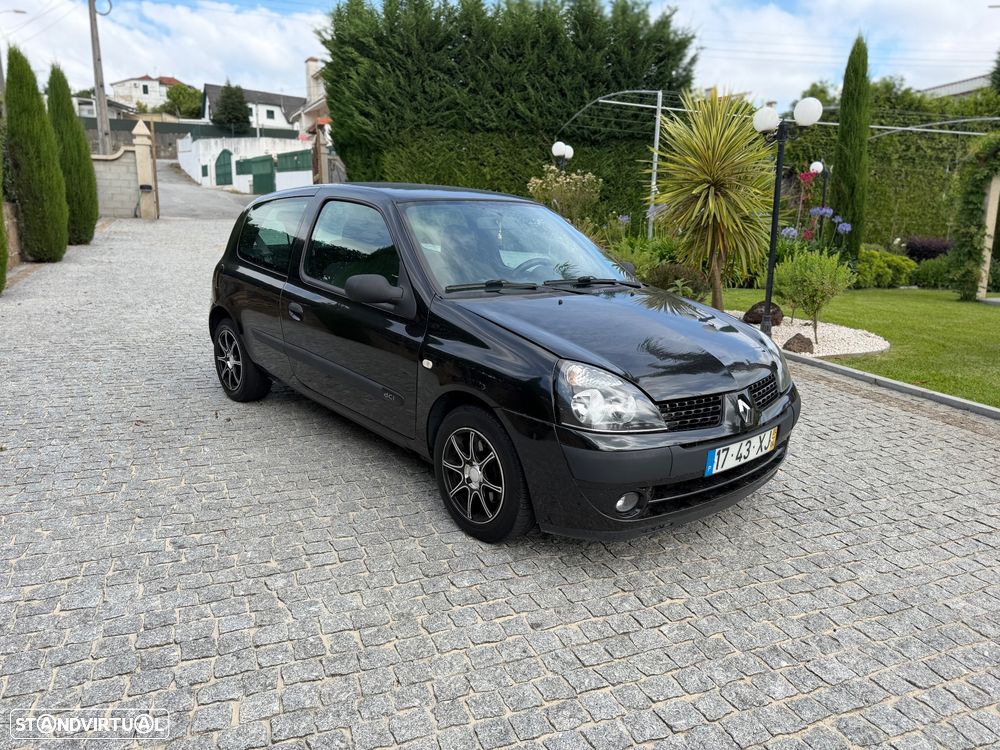 Renault Clio - 13