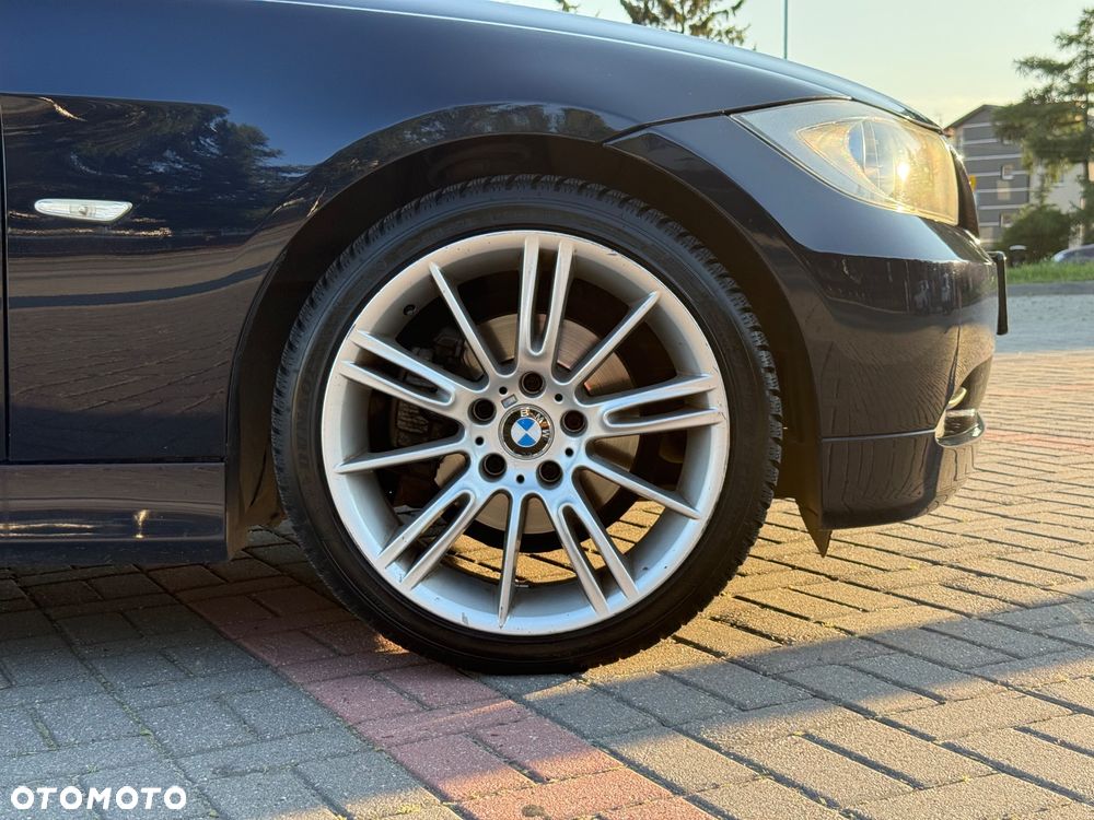 BMW Seria 3 325xi - 9