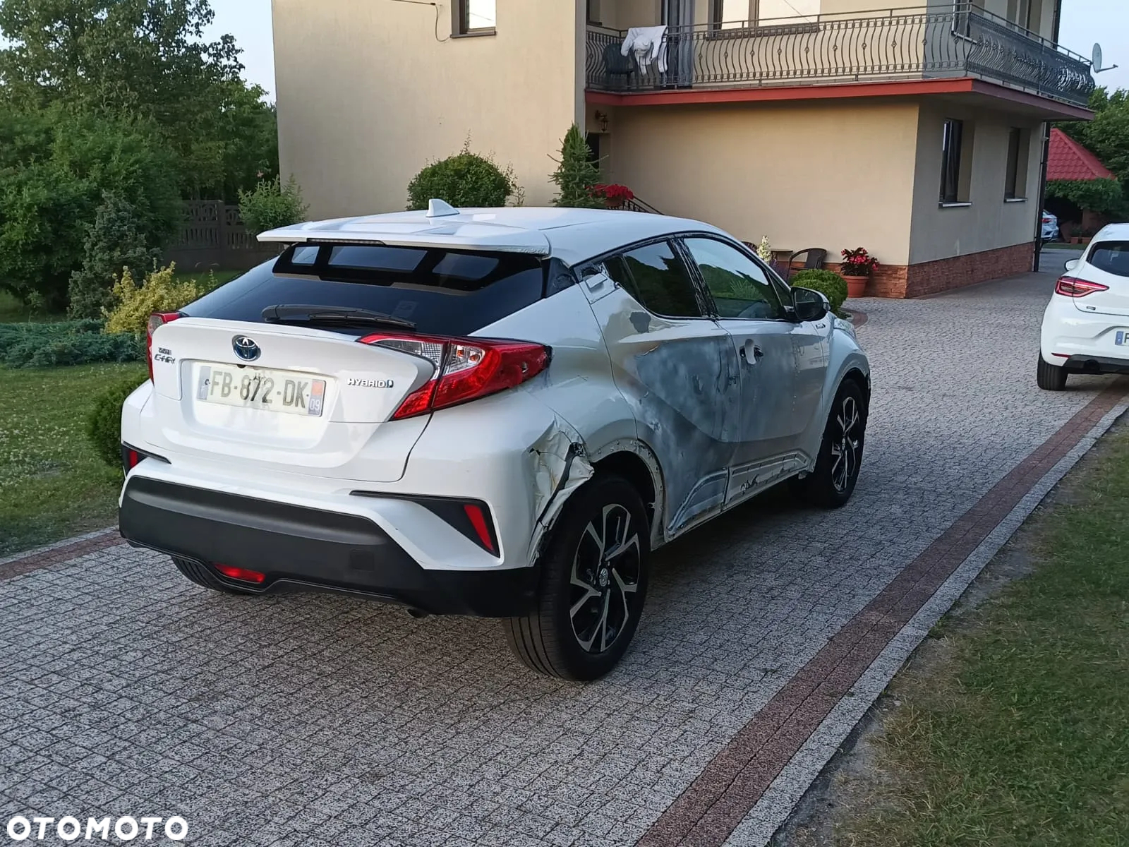 Toyota C-HR - 4