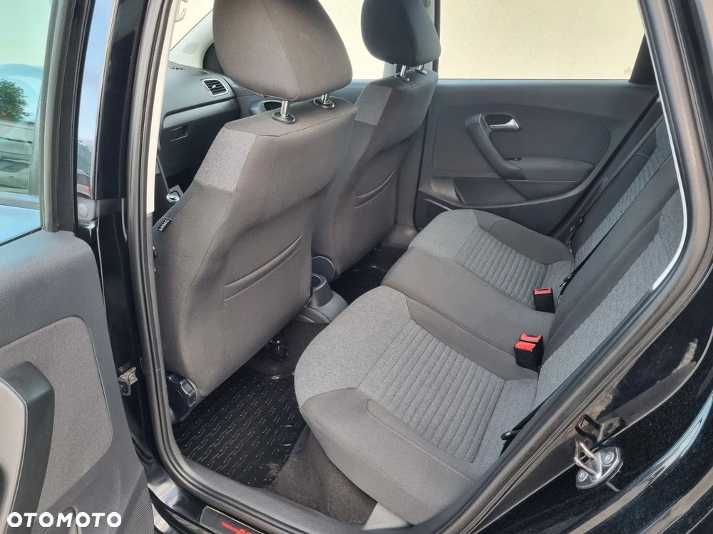 Volkswagen Polo - 9