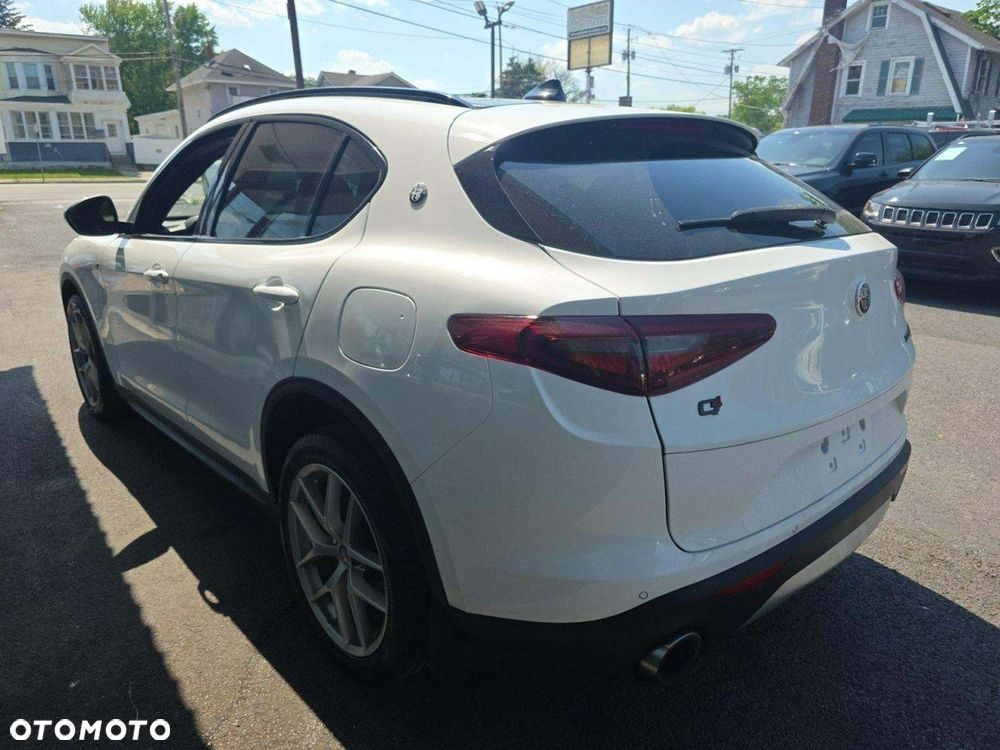 Alfa Romeo Stelvio 2.0 Turbo TI Q4 - 4