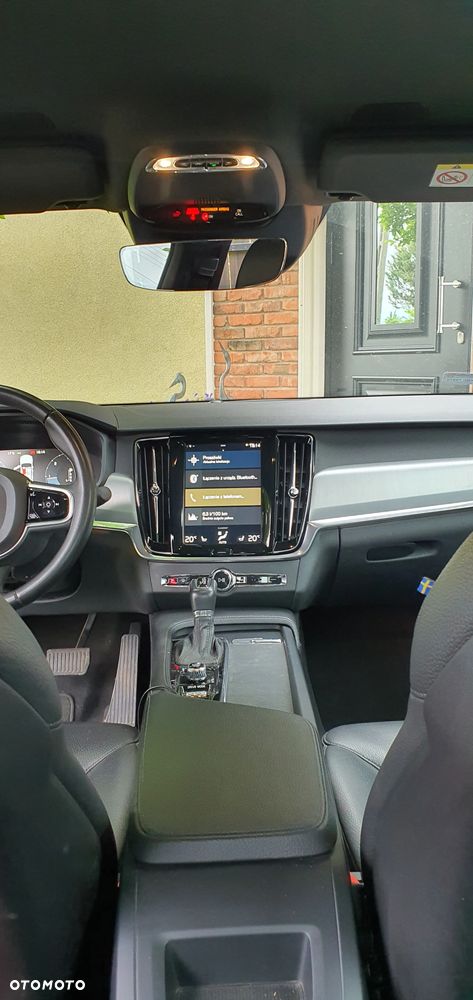 Volvo S90 D4 Geartronic Momentum Pro - 1