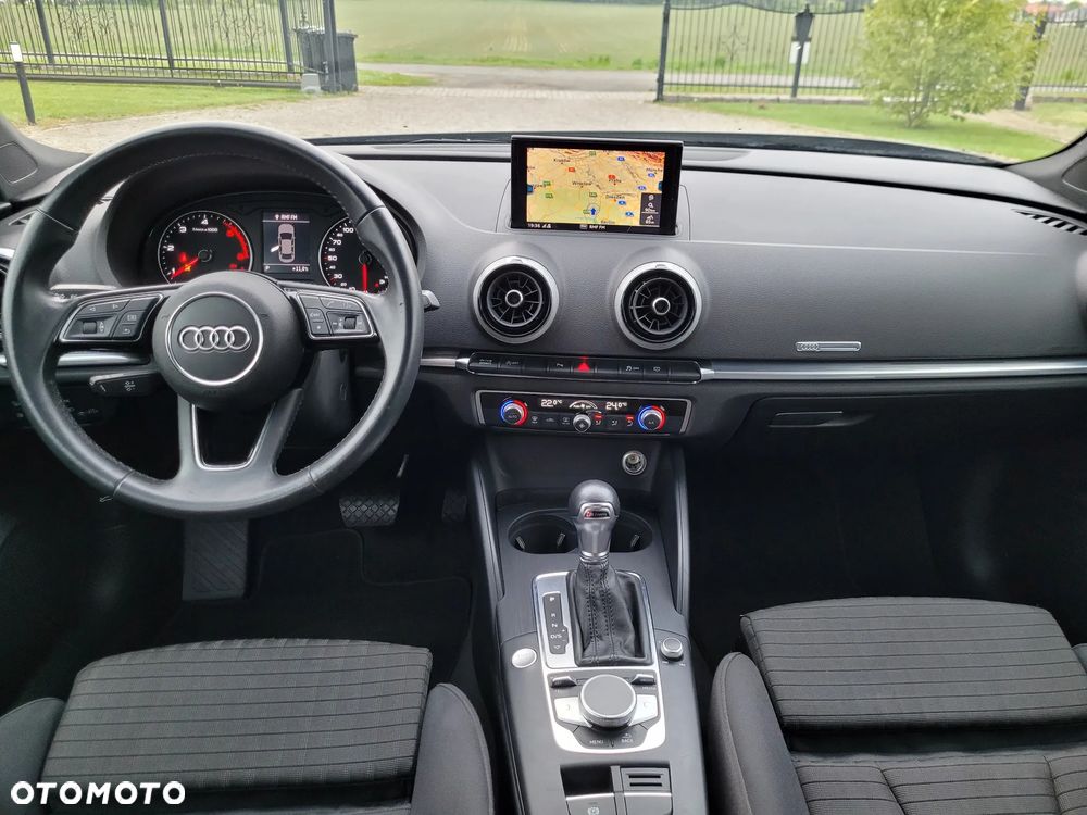 Audi A3 Limousine 30 TDI S tronic sport - 3