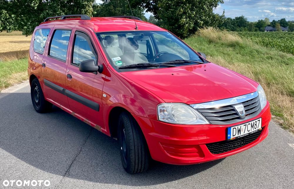 Dacia Logan 1.6 Ambiance - 1