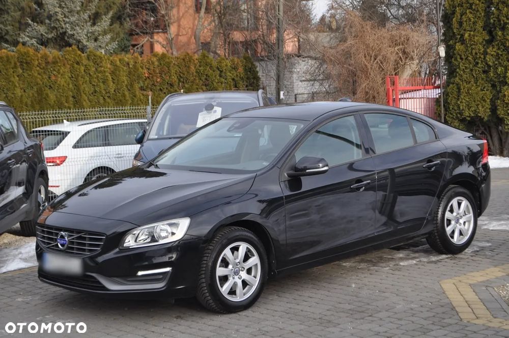 Volvo S60 T3 Kinetic - 3