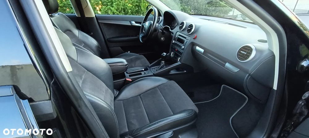 Audi A3 3-drzwiowe 1.6 TDI S line Sportpaket - 8