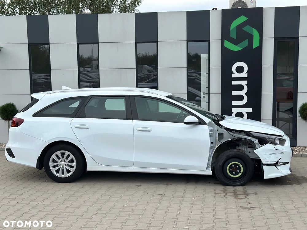 Kia Ceed - 5