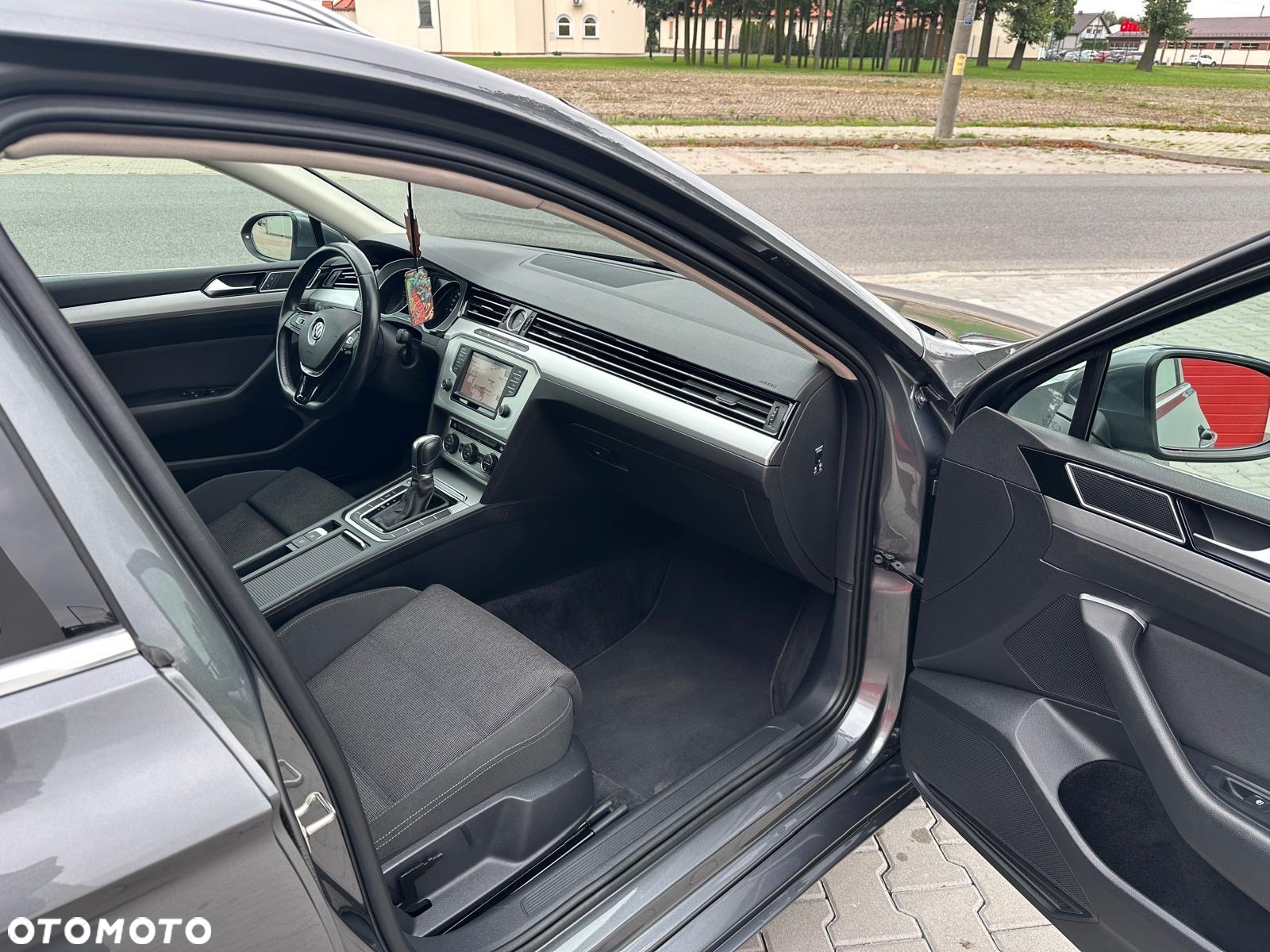 Volkswagen Passat 2.0 TDI BMT SCR Comfortline DSG7 - 13