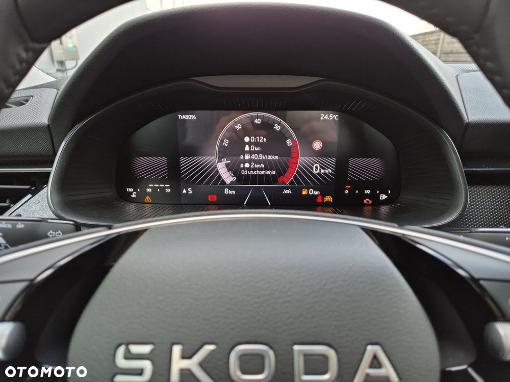 Skoda Kamiq 1.0 TSI Drive - 25