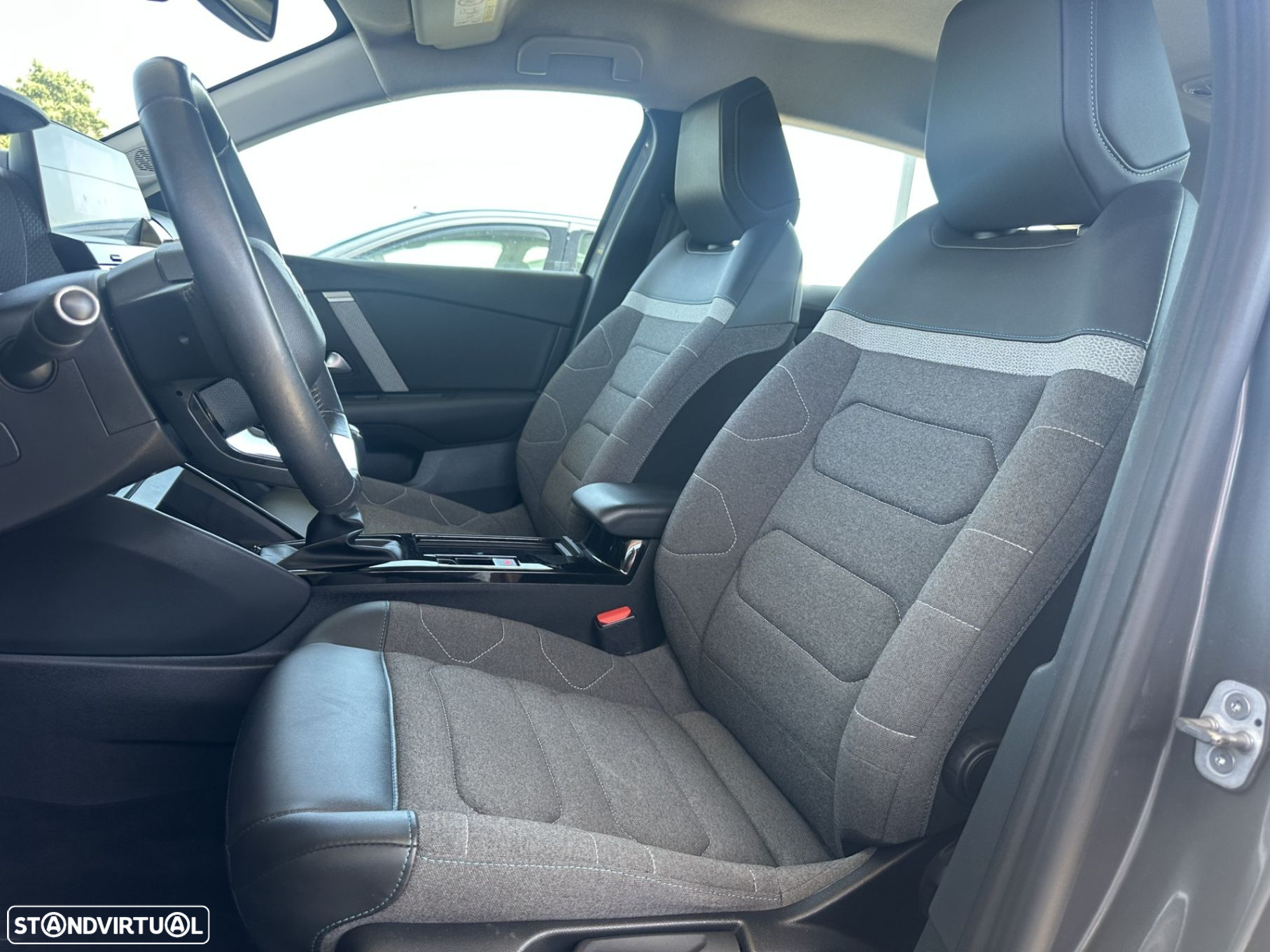 Citroën C4 1.2 PureTech Feel - 13