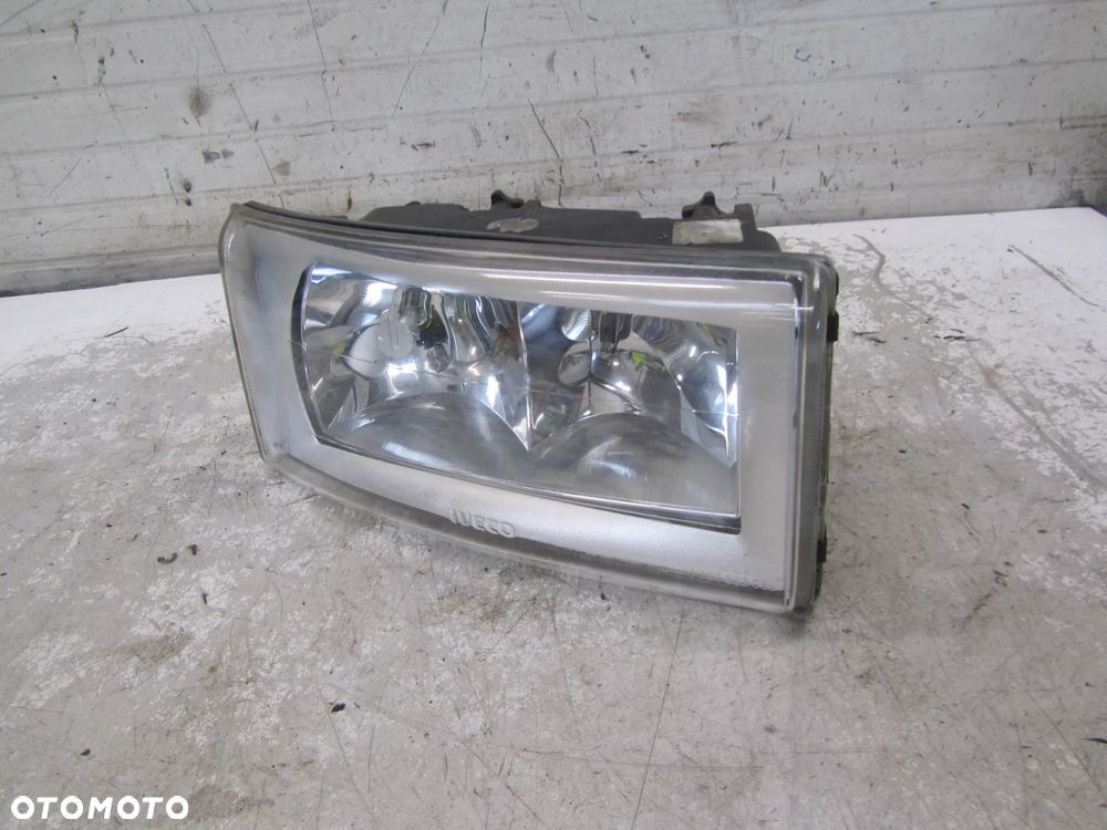 iveco daily 99->reflektor prawy przód uk - 2