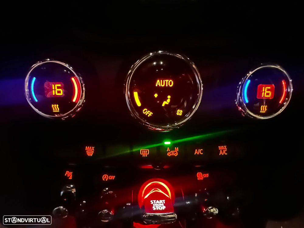 MINI 5 Portas Cooper D 60 Years Chili - 19