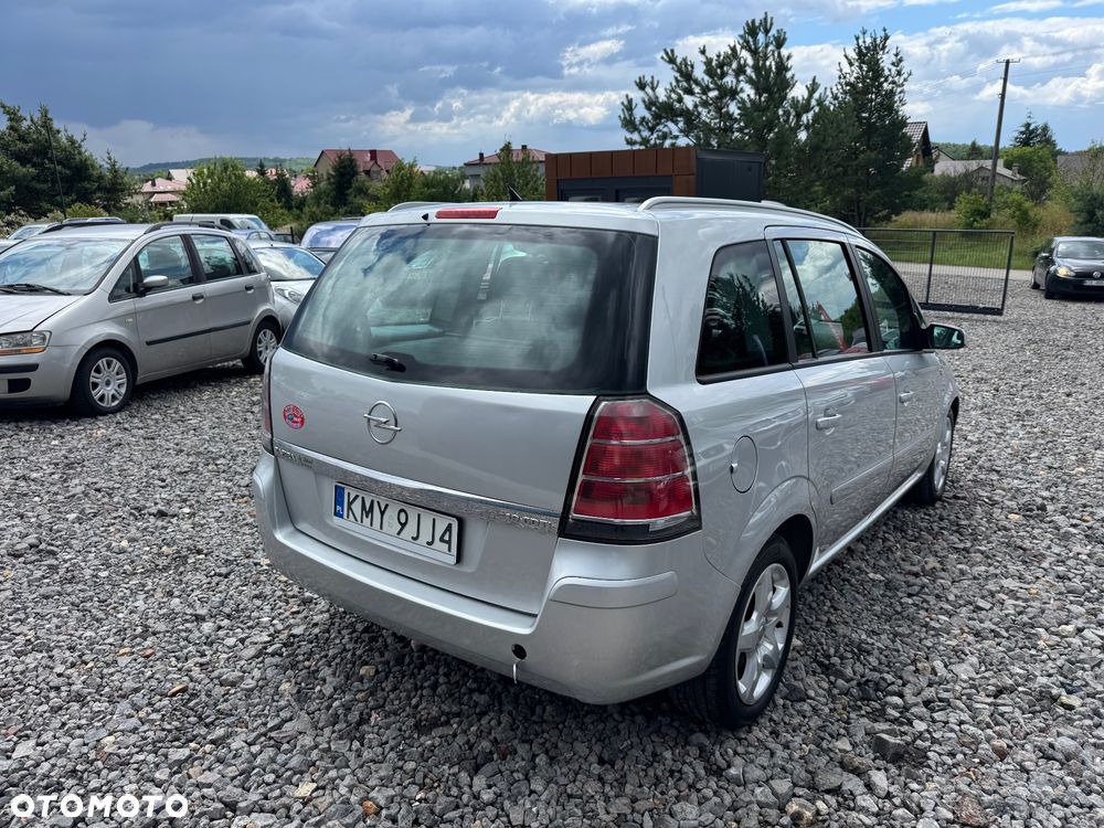 Opel Zafira 1.9 CDTI Cosmo - 2