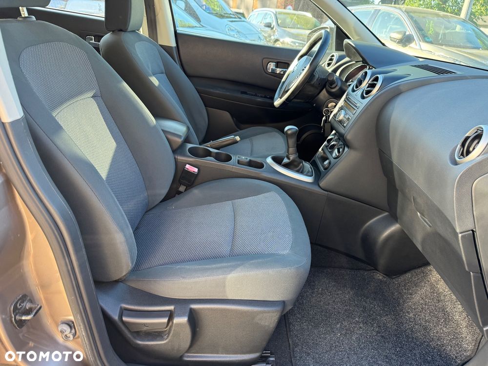Nissan Qashqai 1.6 visia - 10
