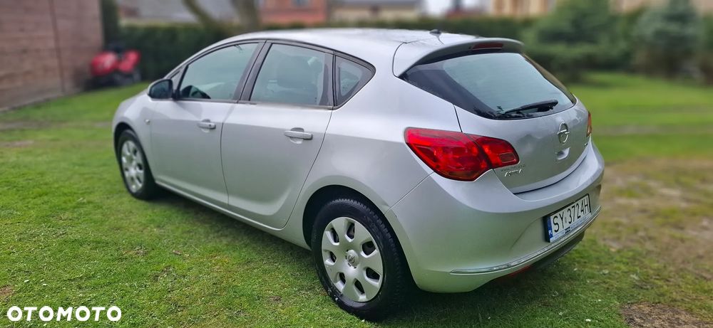 Opel Astra 1.7 CDTI ecoFLEX - 6