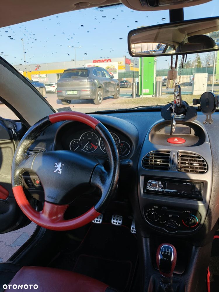 Peugeot 206 CC - 11