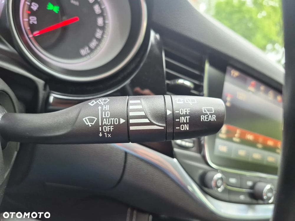 Opel Astra 1.4 Turbo Innovation - 20