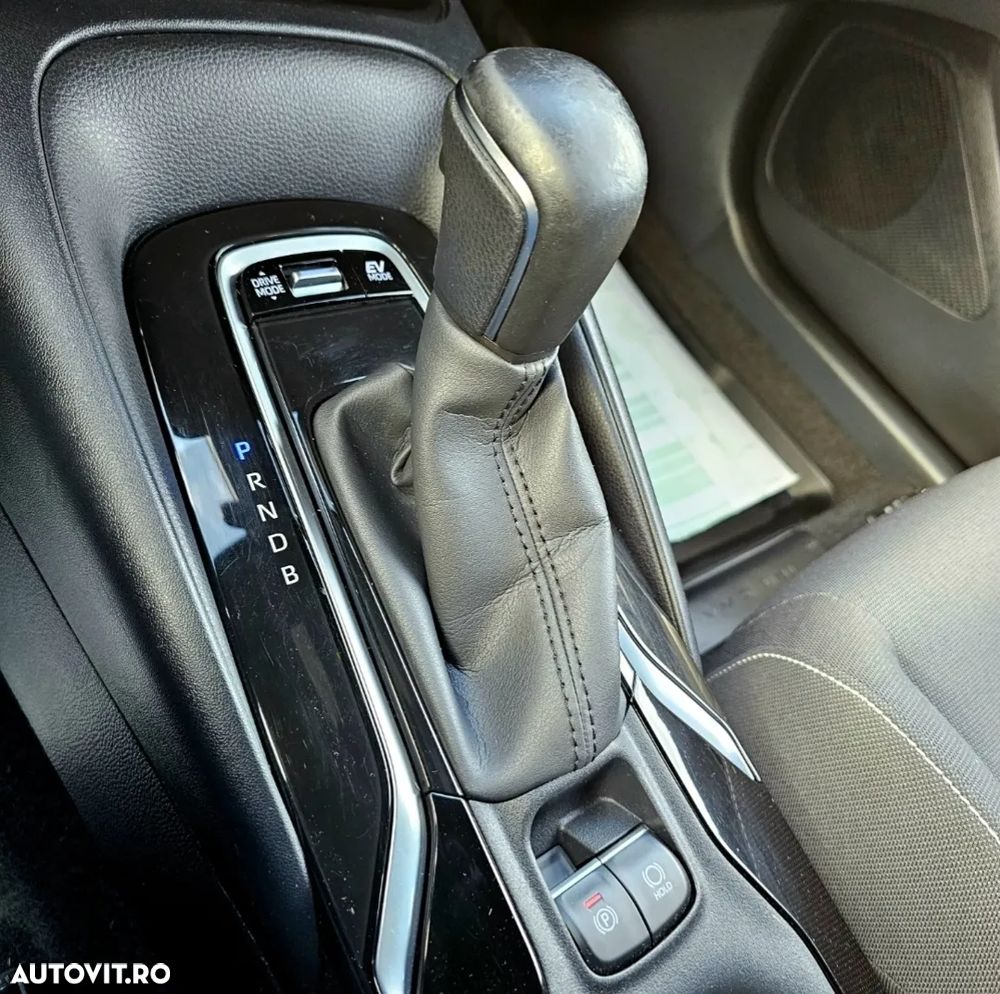 Toyota Corolla 1.8 Business Edition - 18