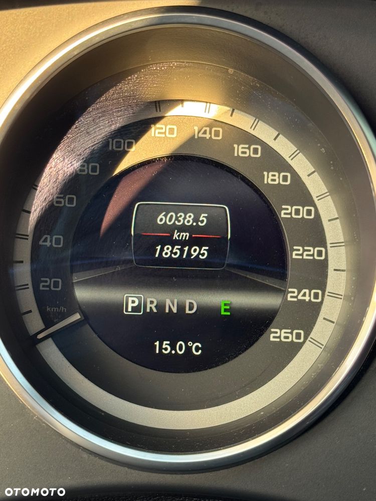 Mercedes-Benz CLS 500 4-Matic BlueEff - 12