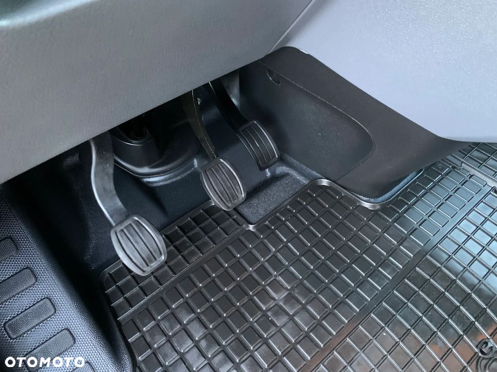 Peugeot Expert Long 2,9t Premium (bryg.) - 37