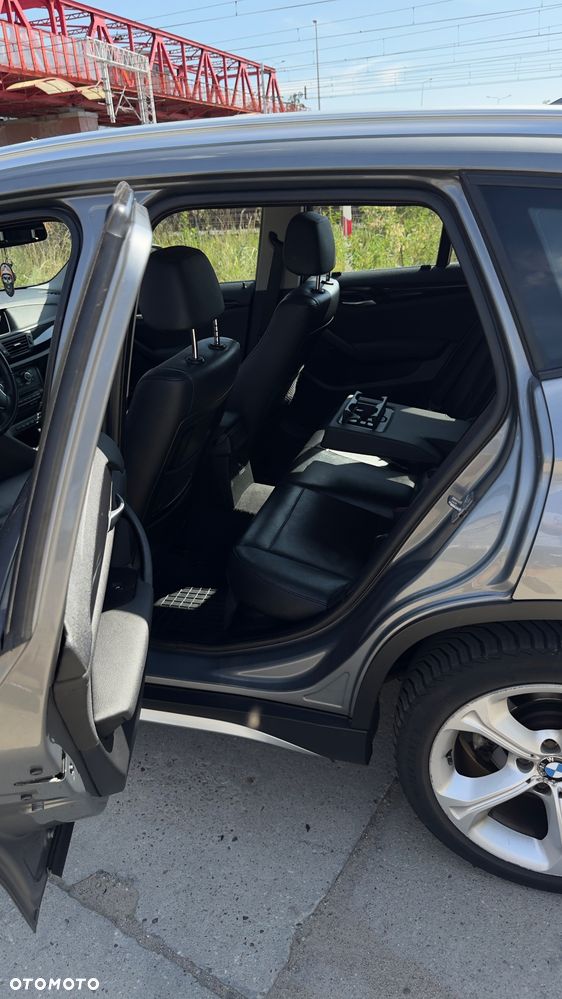 BMW X1 xDrive20d - 20