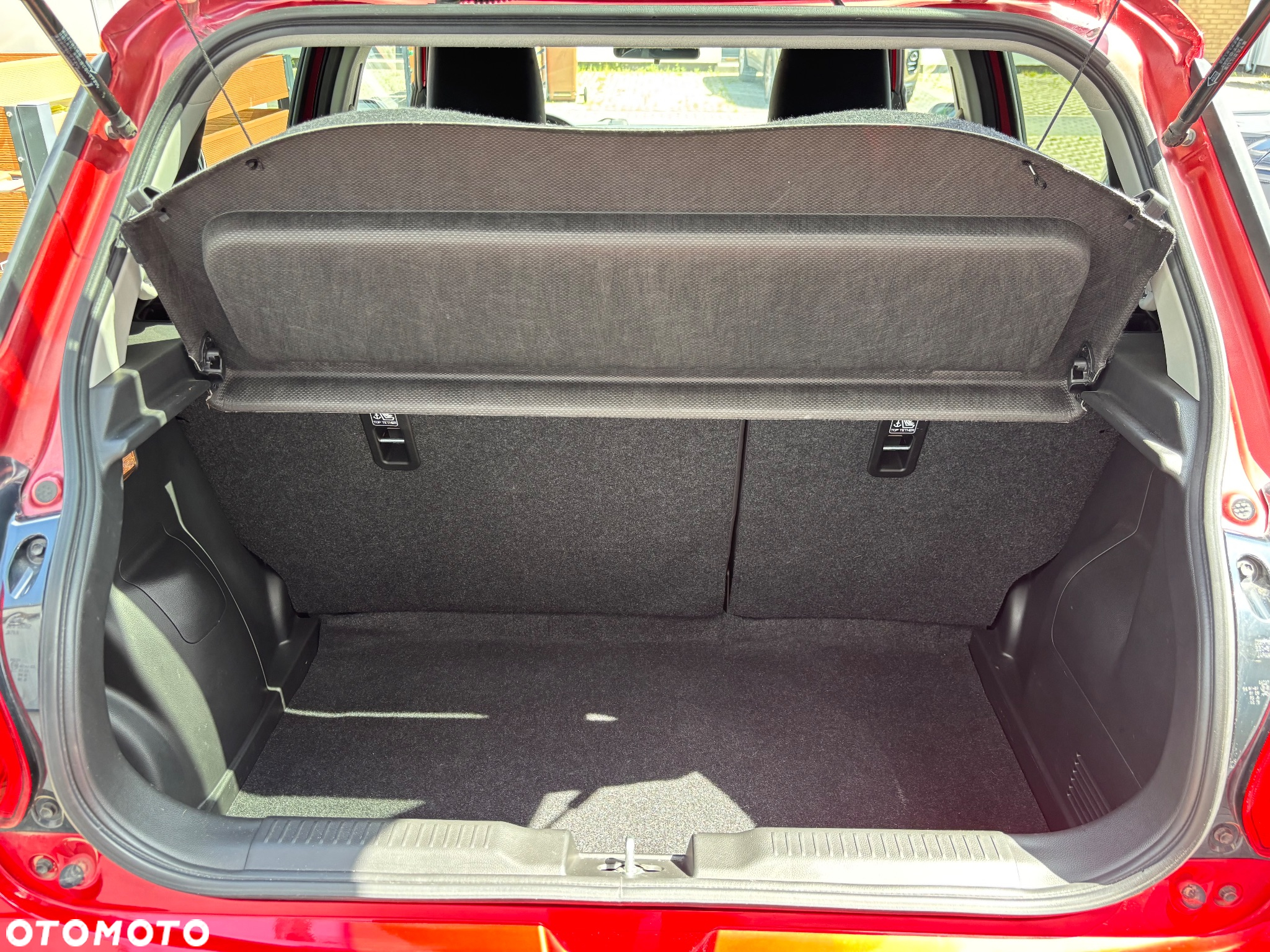Suzuki Swift 1.2 Premium Plus - 14