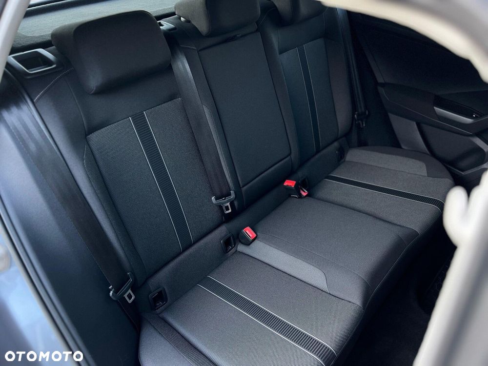 Volkswagen T-Roc 1.5 TSI Life DSG - 17