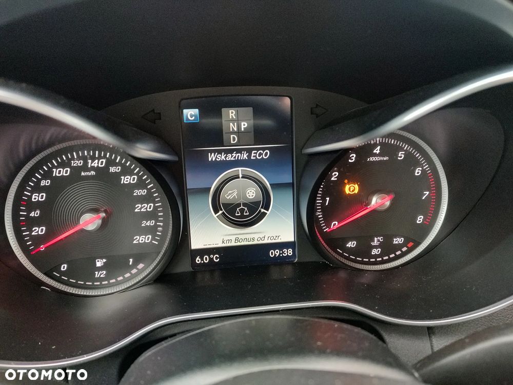 Mercedes-Benz Klasa C 200 4-Matic 9G-Tronic - 17