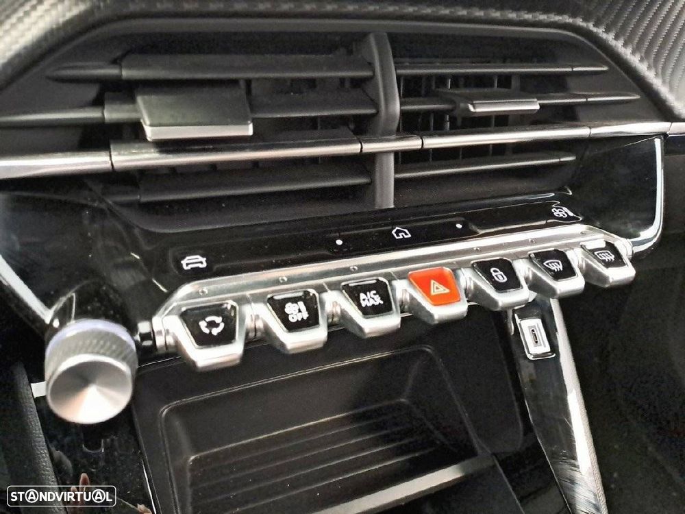 Peugeot 2008 1.2 PureTech Active - 22